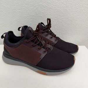 KURU Women’s Atom Sneakers, 9.5 WIDE